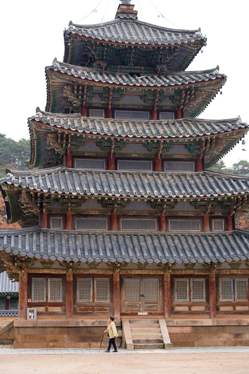 クレジットカードdカードGOLDのメリットとは何ですか？