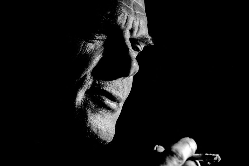 クレジットカードの限度額は年収にどのように影響するのか？